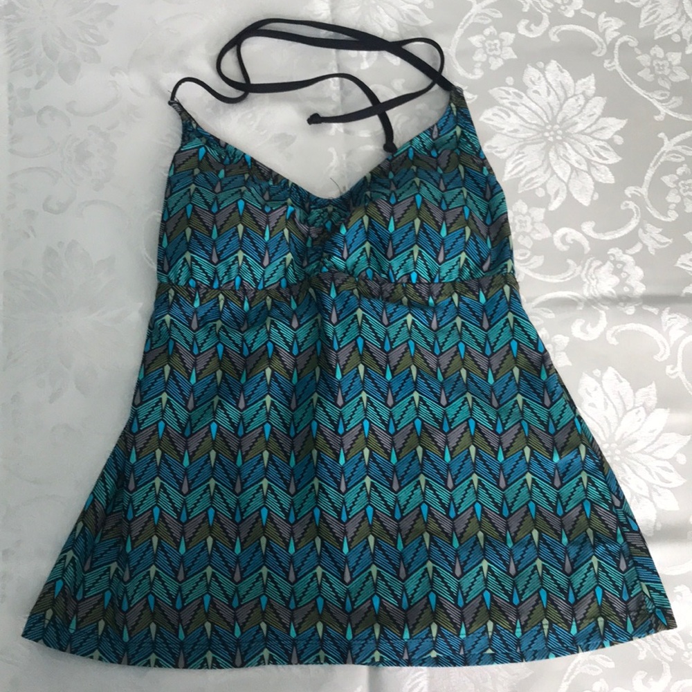 Tankini swim top padded